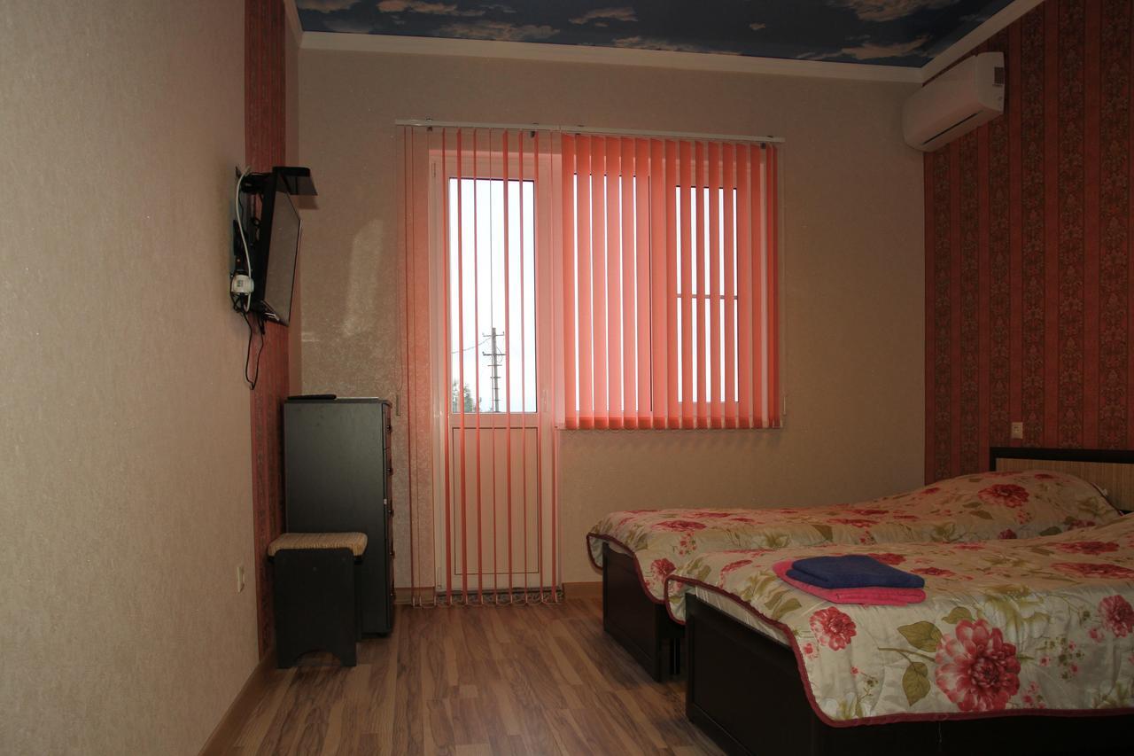Guest House Vzgorye Gagra Eksteriør billede